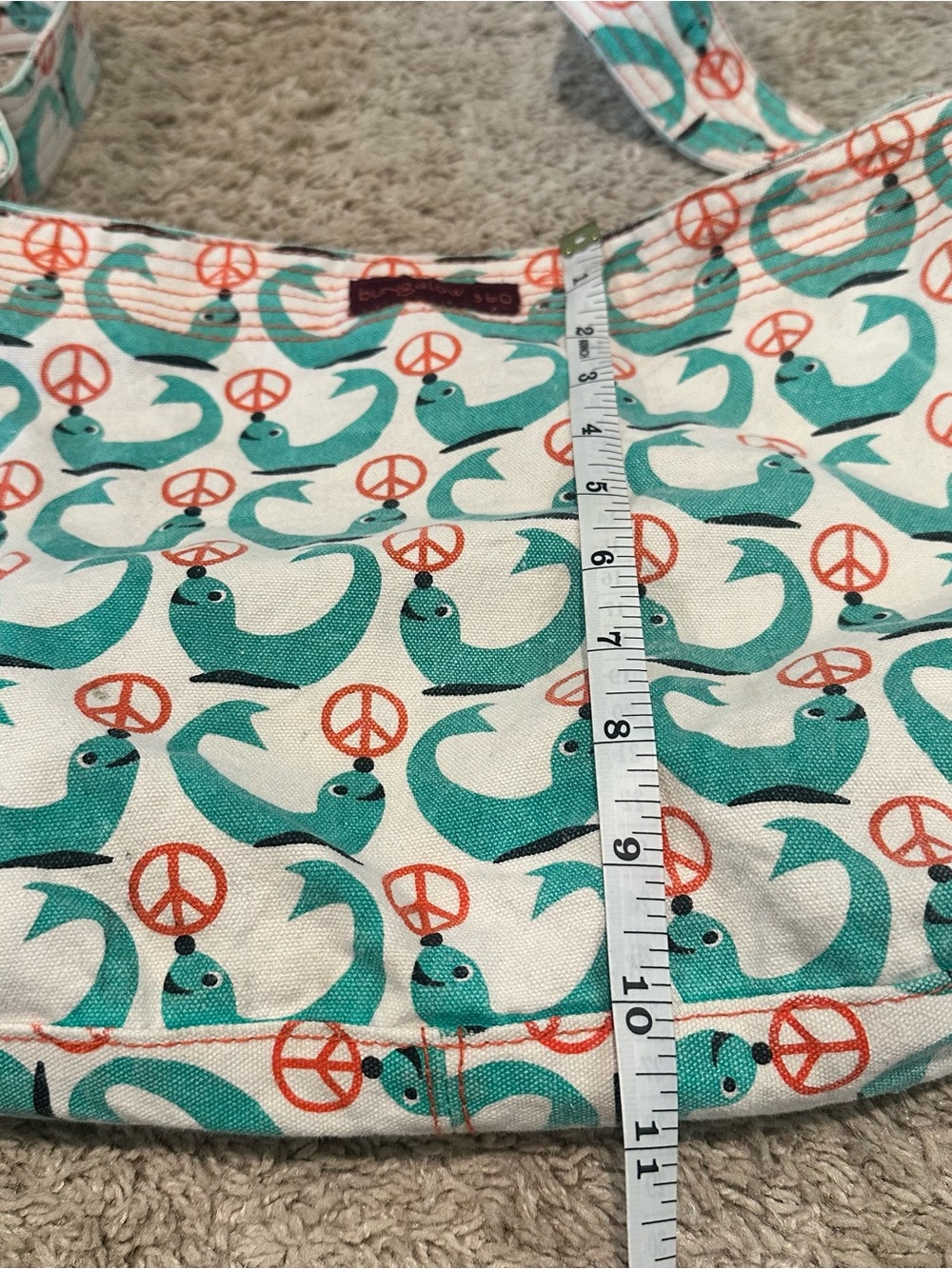 bungalow 360 Teal and Orange Seal Print Shoulder Bag w/matching billfold - Picture 7 of 9
